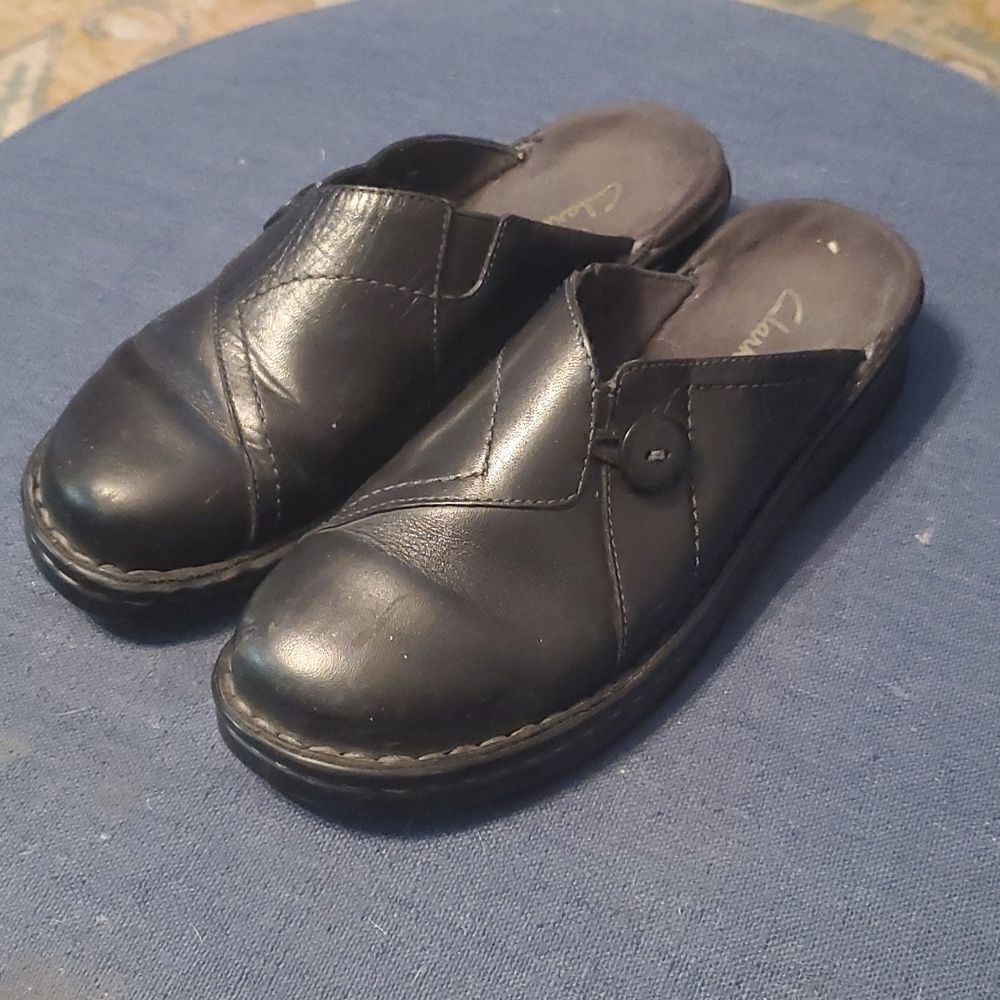 Clarks Womens Black Leather Slide Mules‎ Size US 6-M Shoes